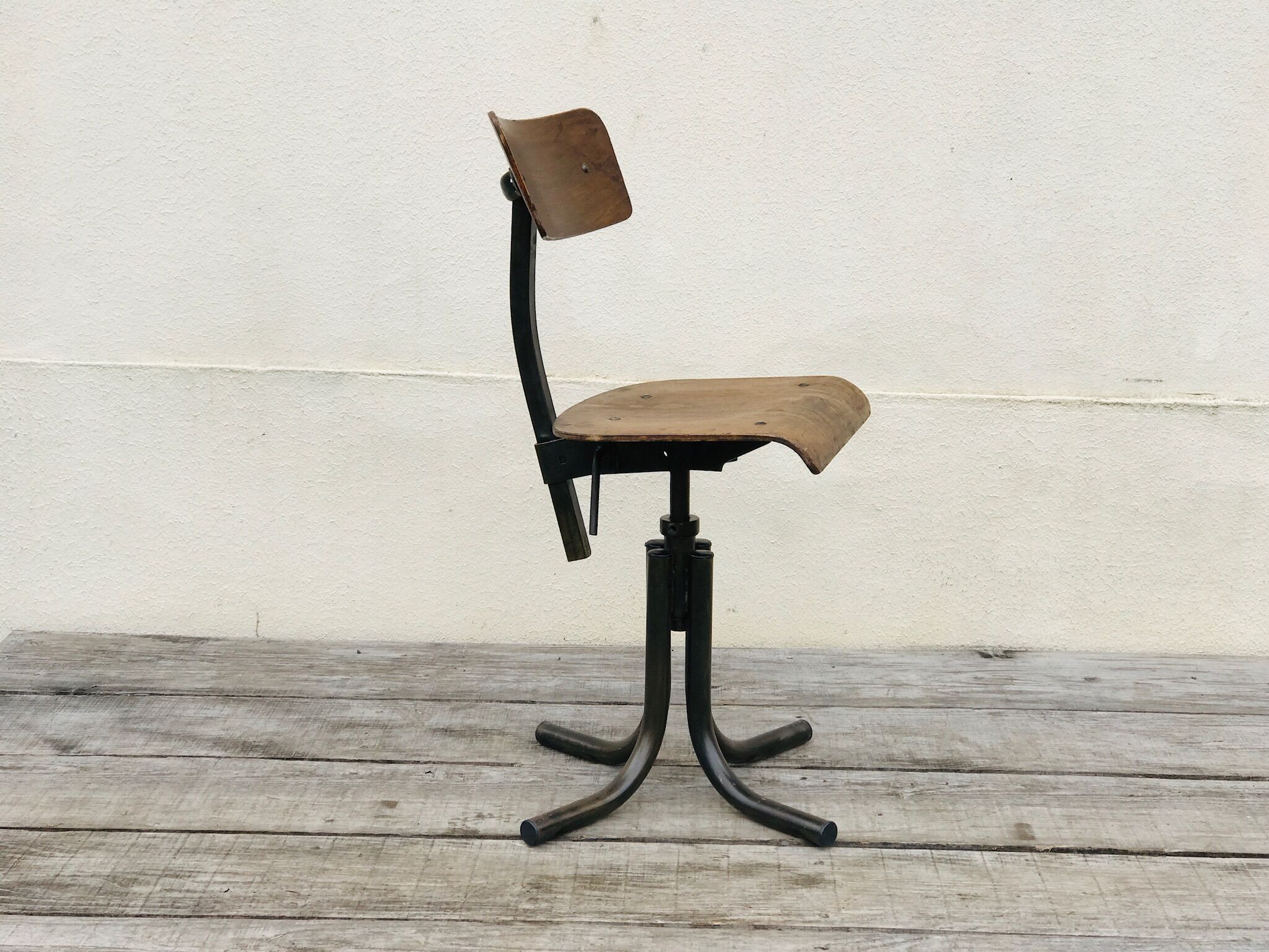 Biennaise office chair