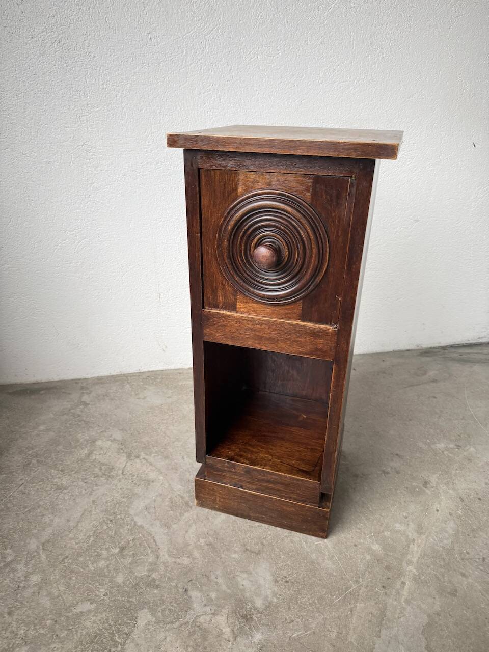 Dudouyt bedside table, oak, 1940.