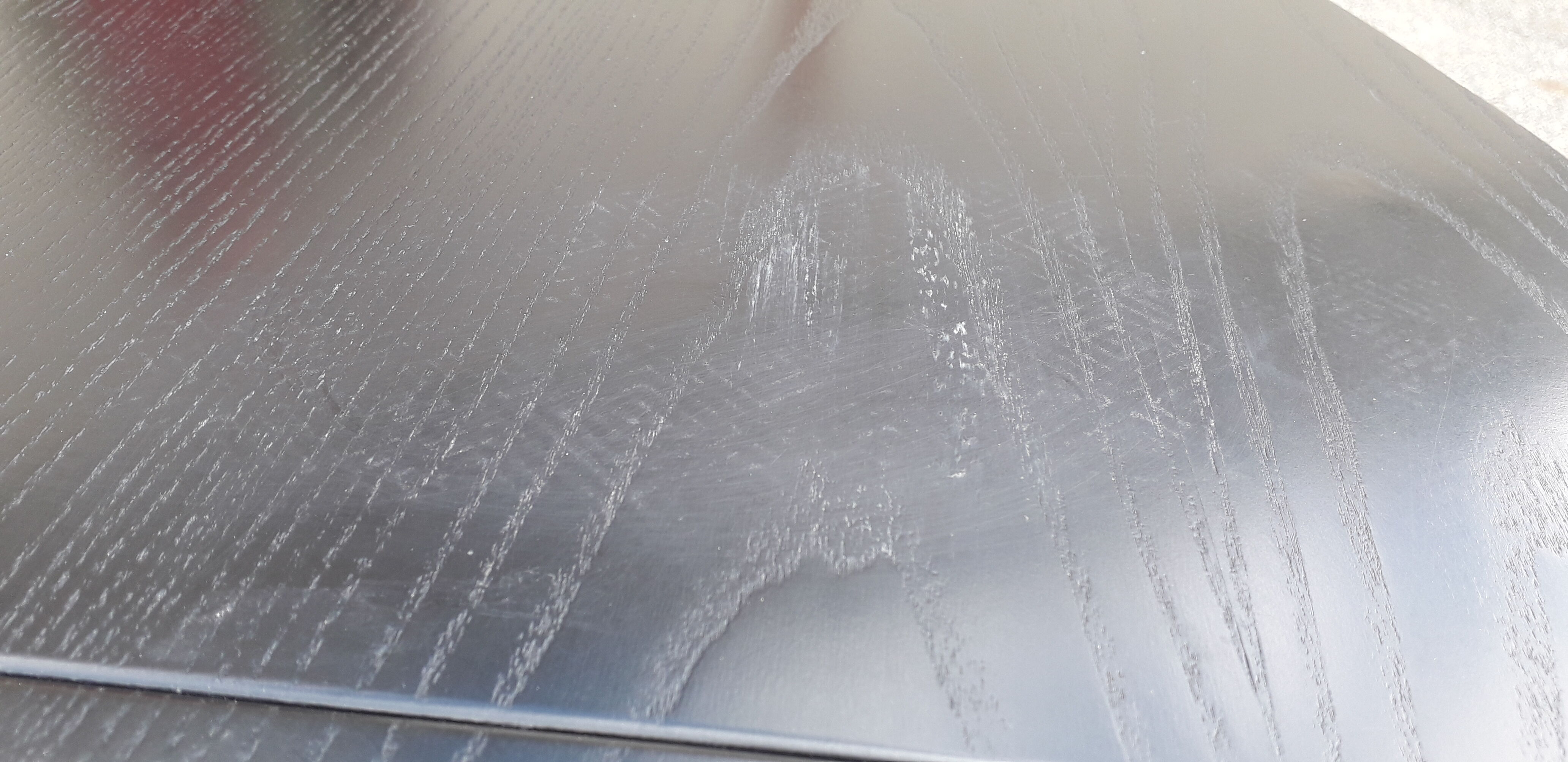 Oval table for Roche Bobois