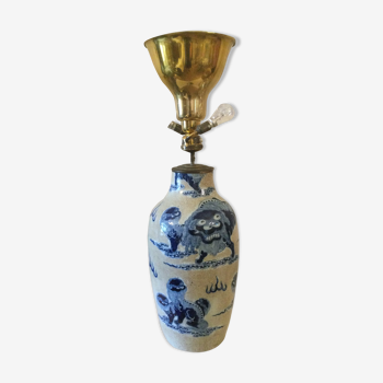 Pied de lampe en céramique avec décoration asiatique