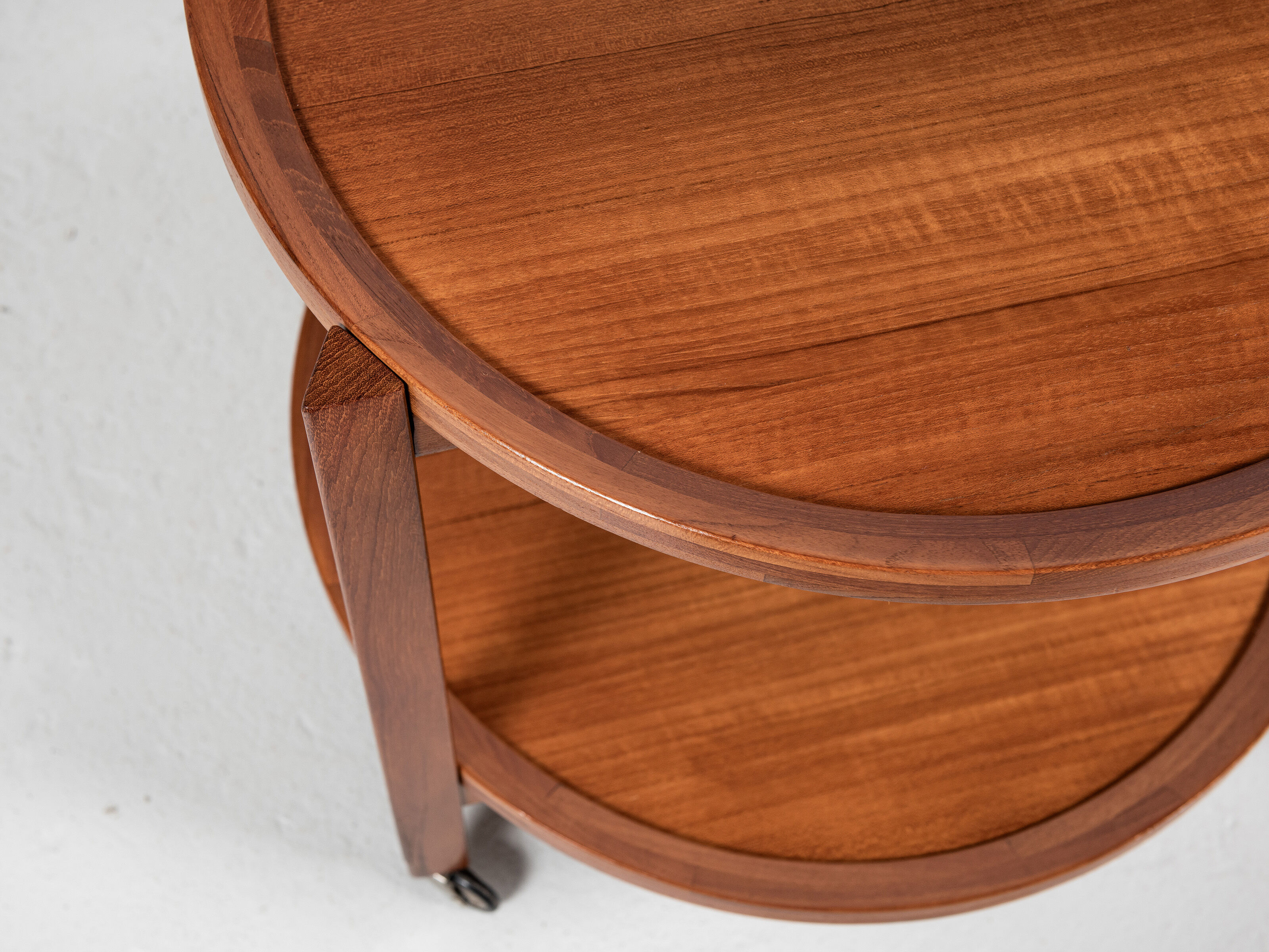 Midcentury danish trolley with 2 serving trays in teak 1960s