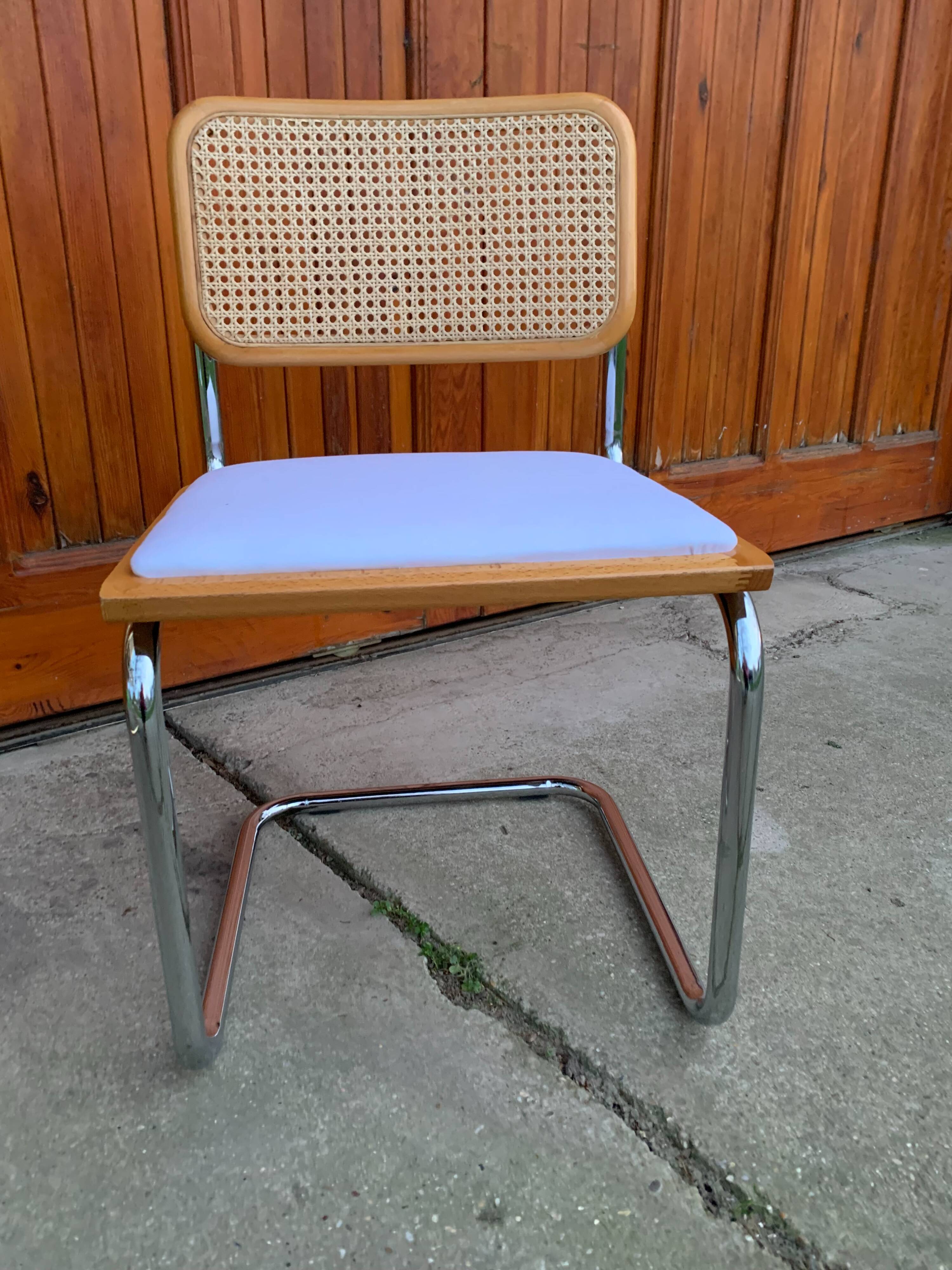 1  Mid-Century Modern Italian Chair, 70s