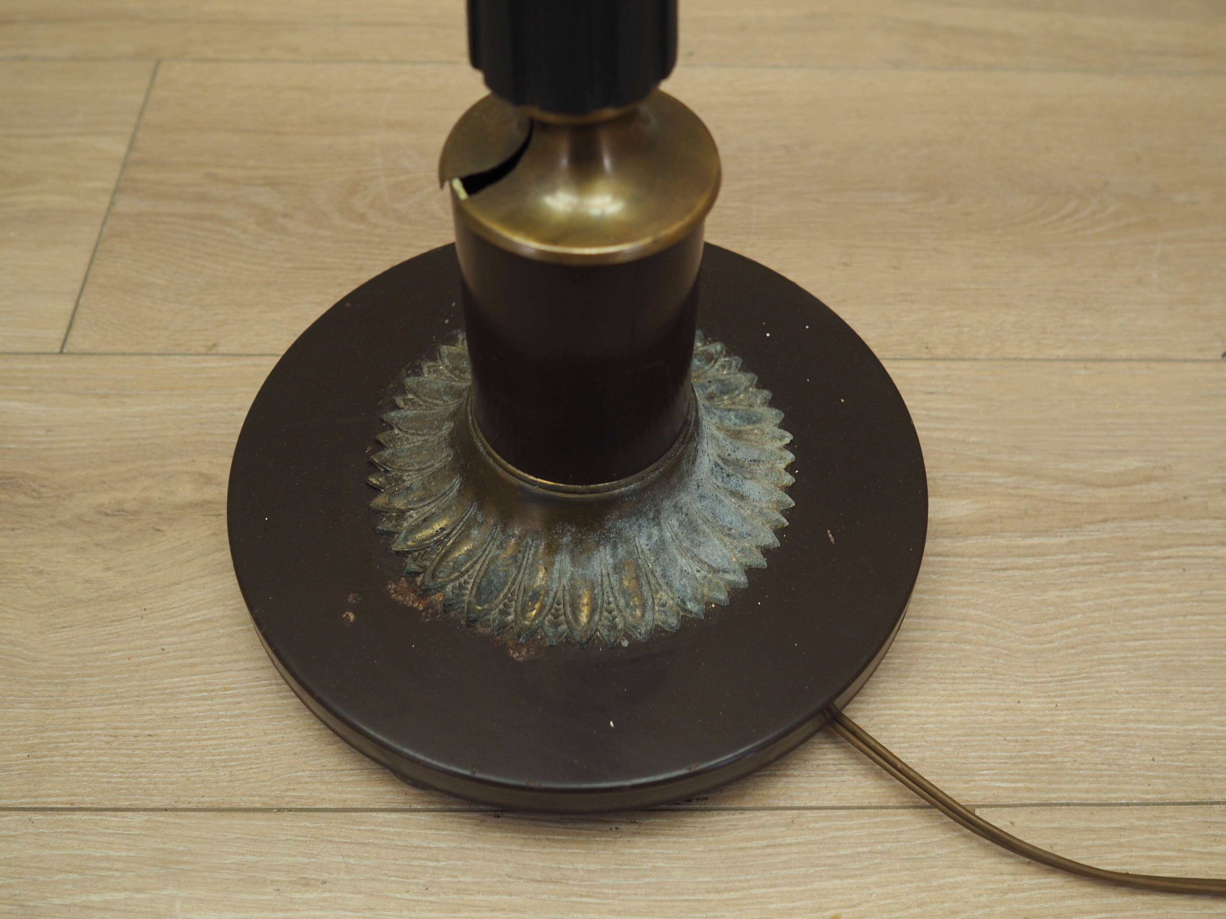 Lampadaire, design danois, années 1970, production : Danemark