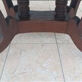 English drop-leaf table in mahogany from the 19th century.