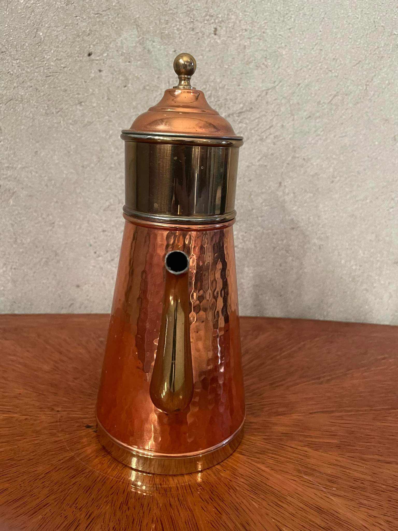Teapot or coffee maker in copper and vintage brass