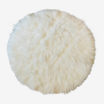 Tapis fourrure blanc