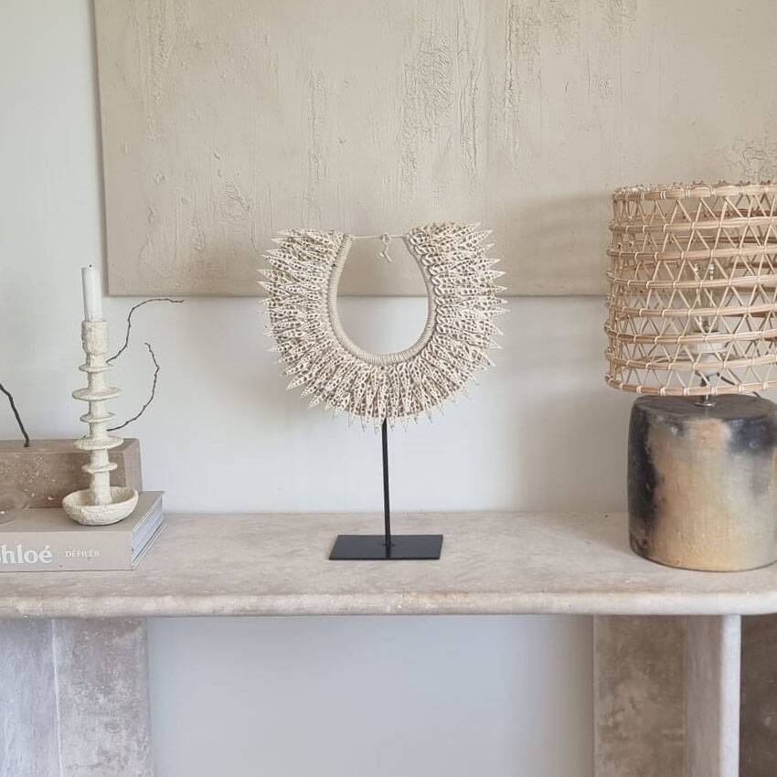 Decorative Papuan shell necklace