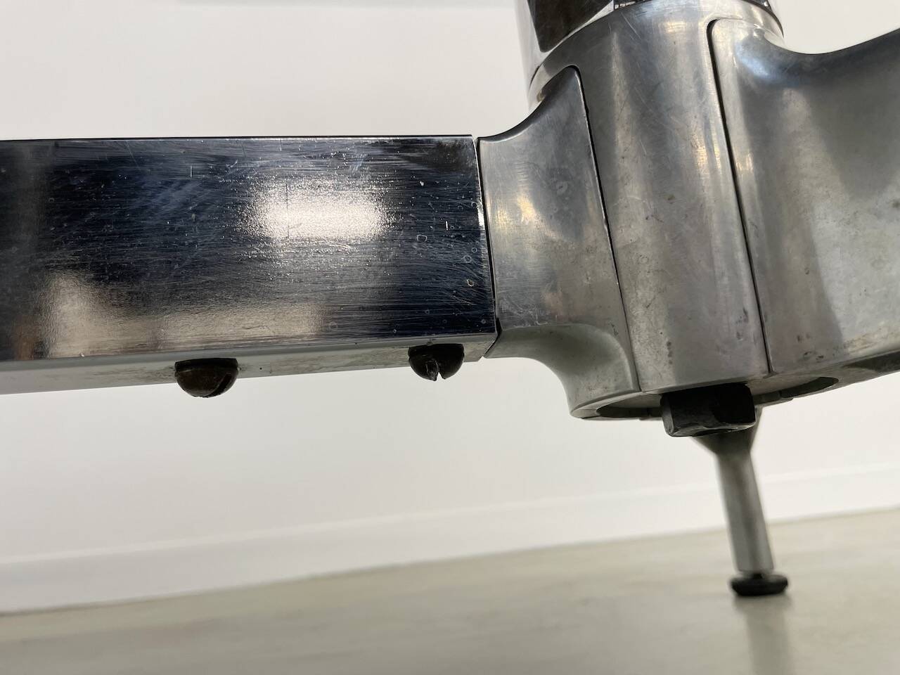 Giancarlo Piretti conference table