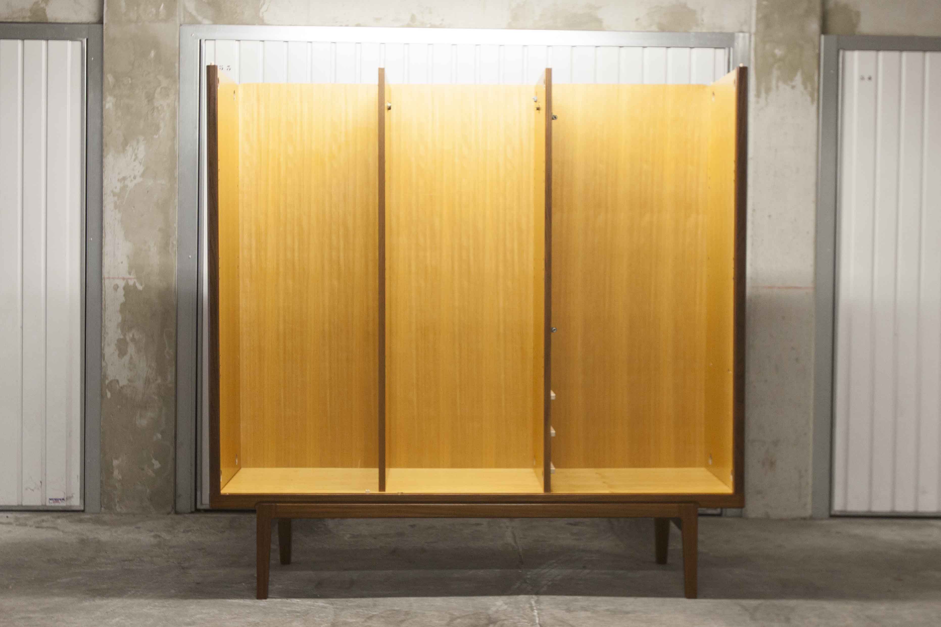 Armoire scandinave en teck 1969 NF Ameublement 202