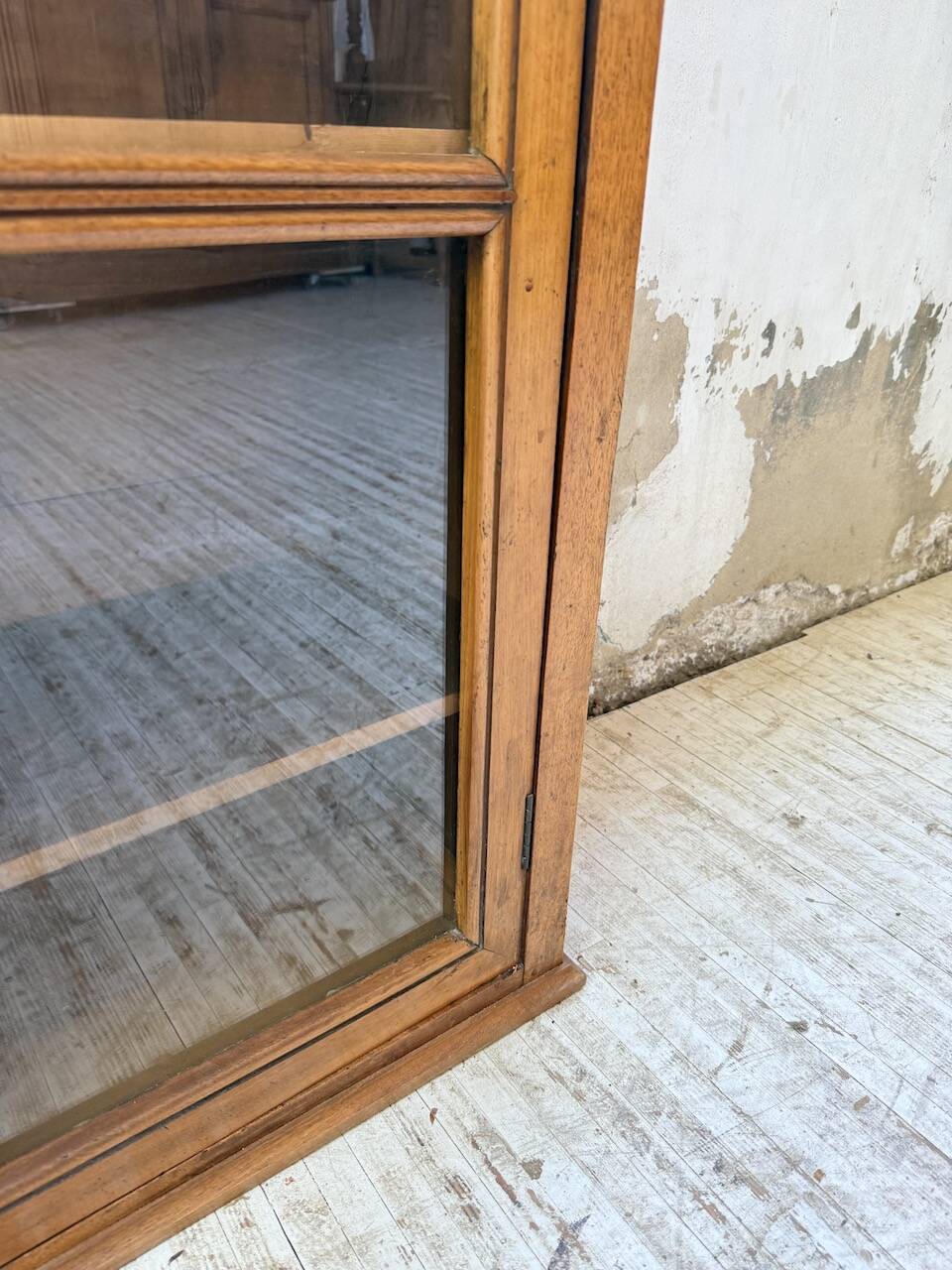 Glass-fronted walnut library 1900