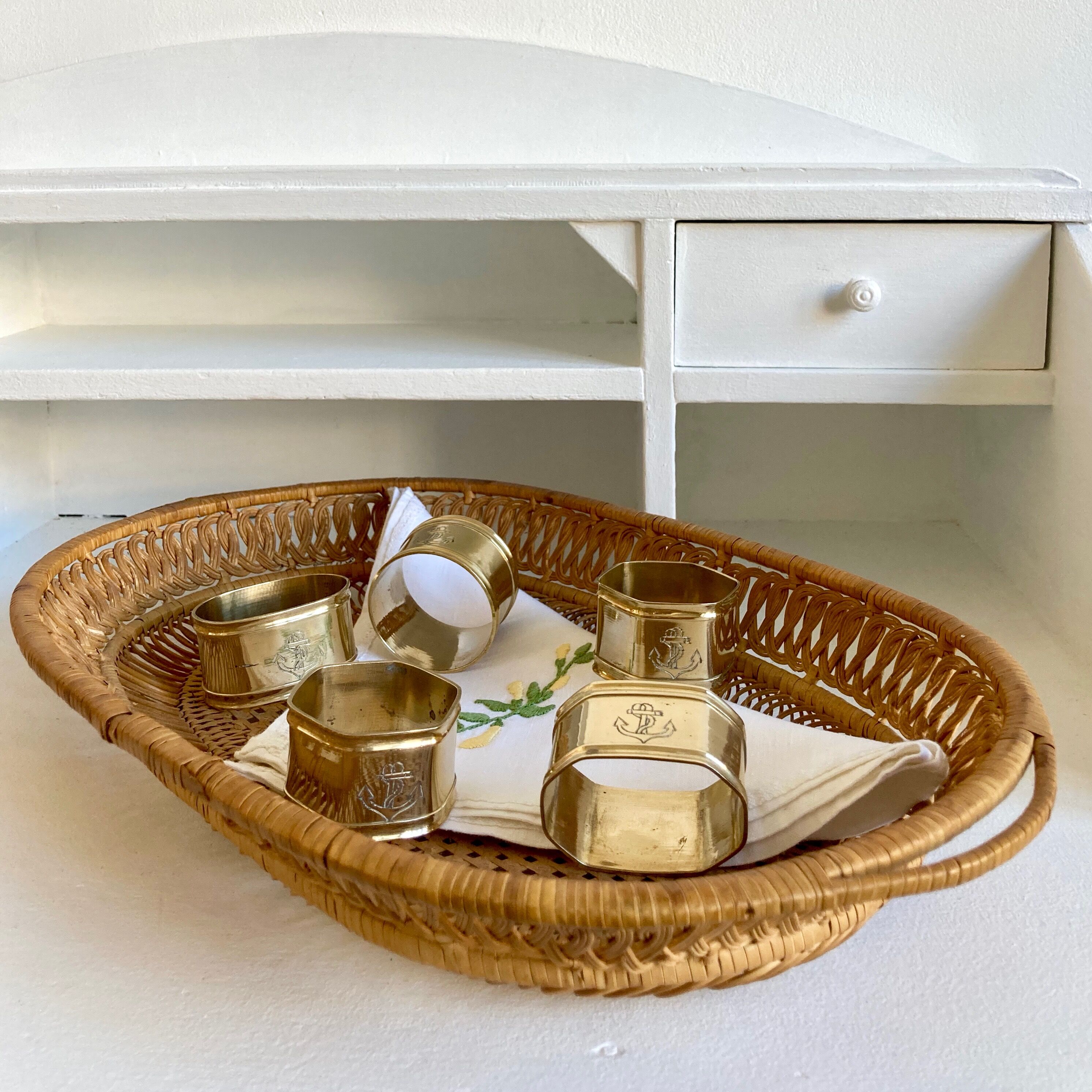 Boat anchor towel rounds