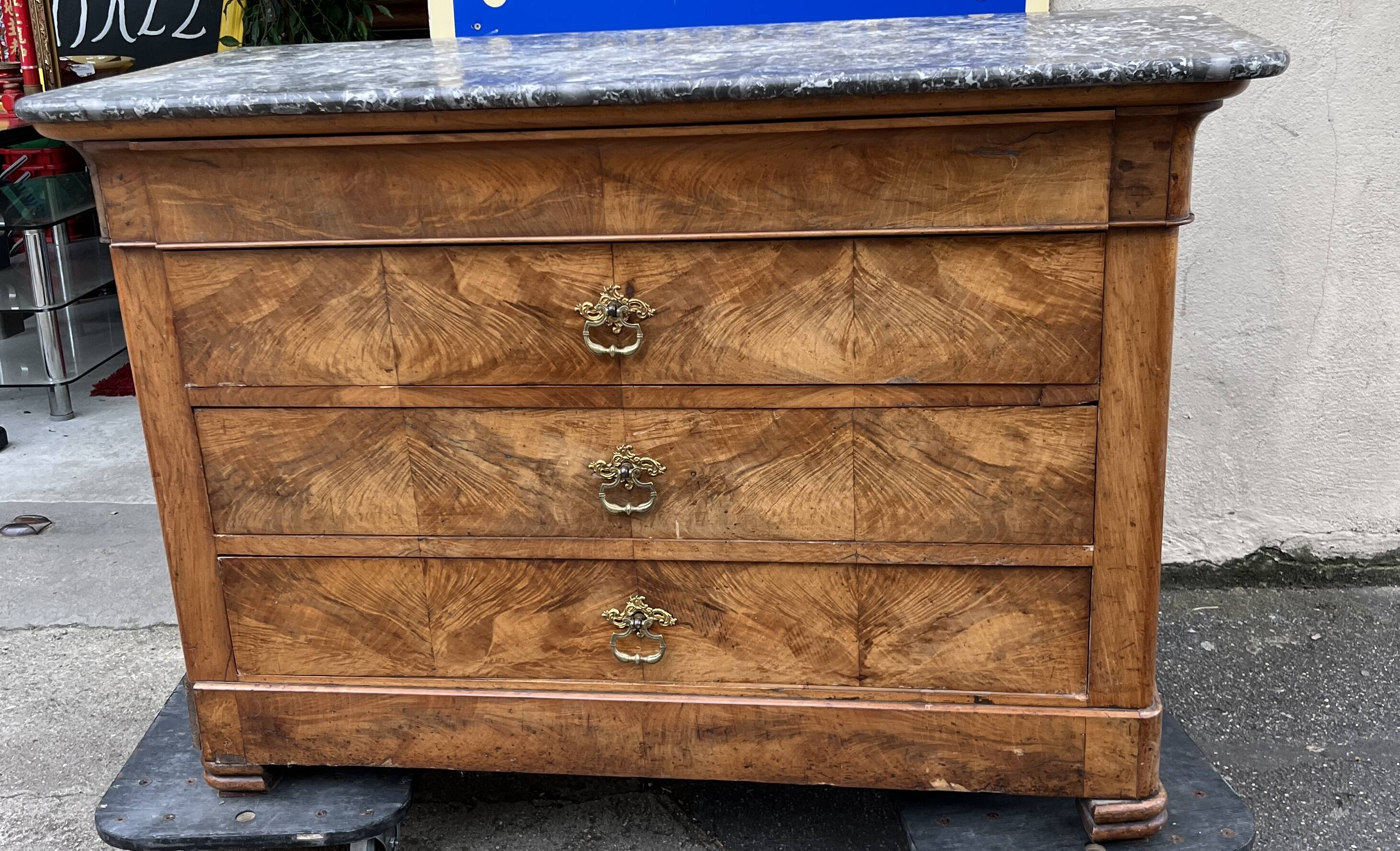 Louis Philippe chest of drawers in burr walnut and gray marble