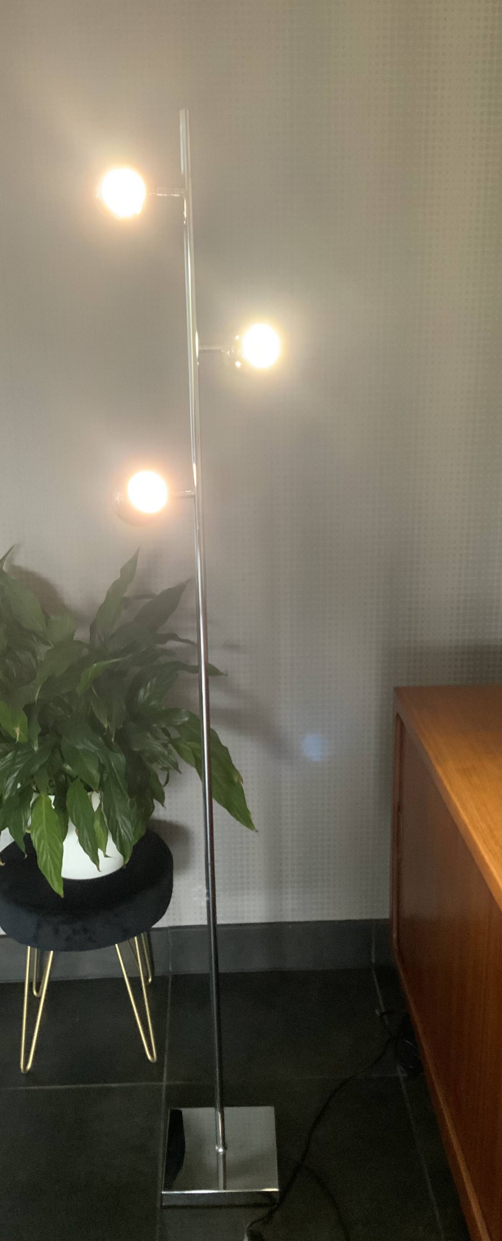 Seylumiere eyeball floor lamp