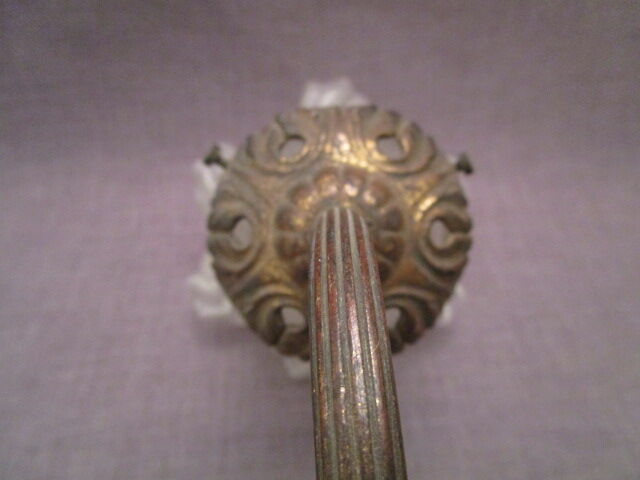 Applies old bronze with Tulip