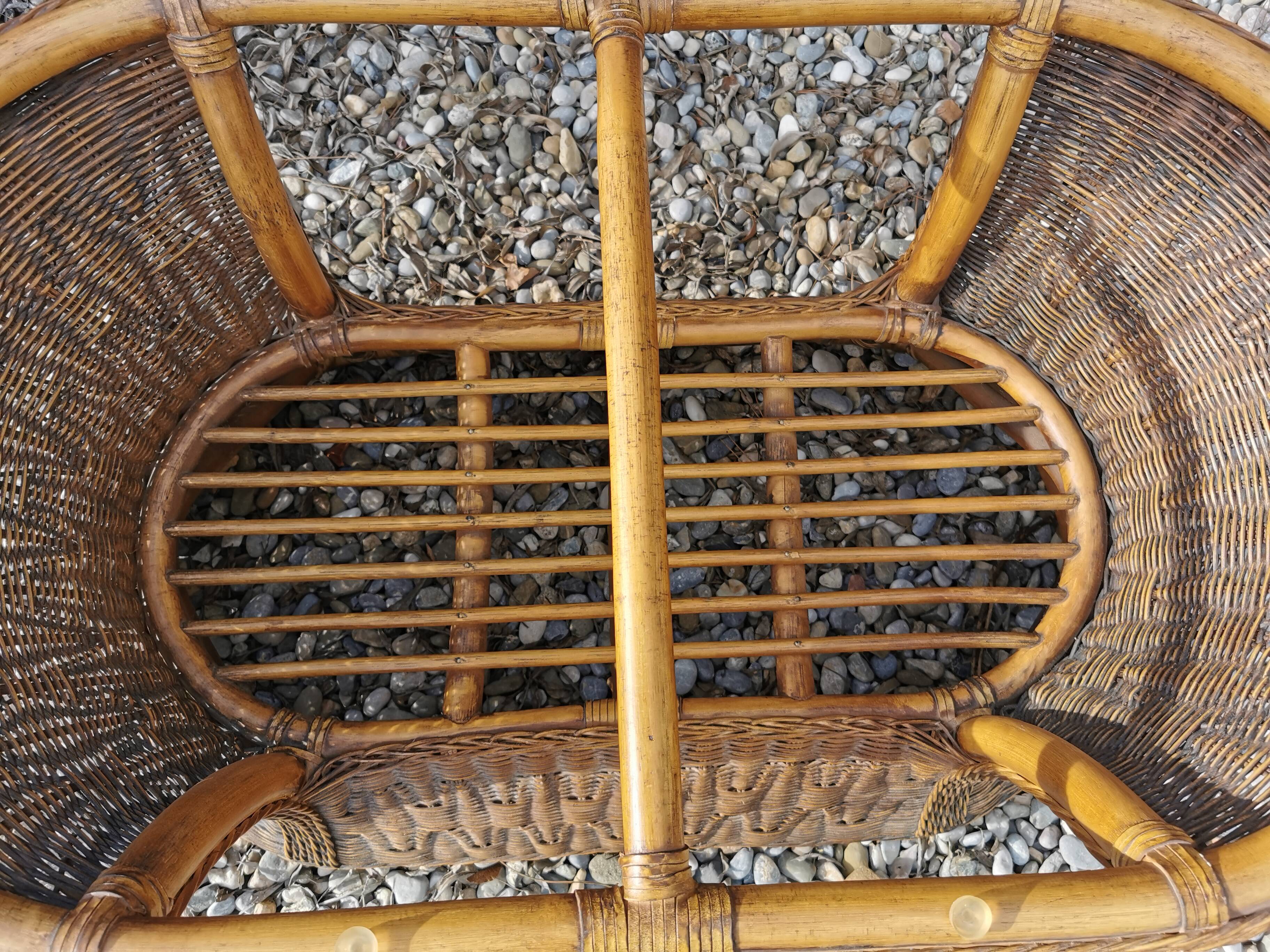 Oval vintage rattan coffee table
