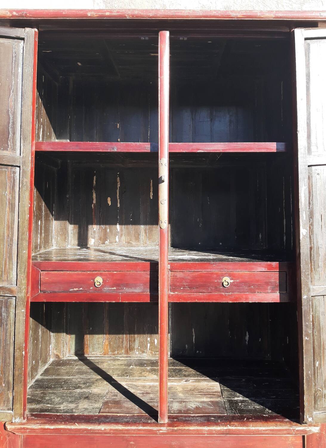 19th-century Chinese wardrobe (Height 2.6m)