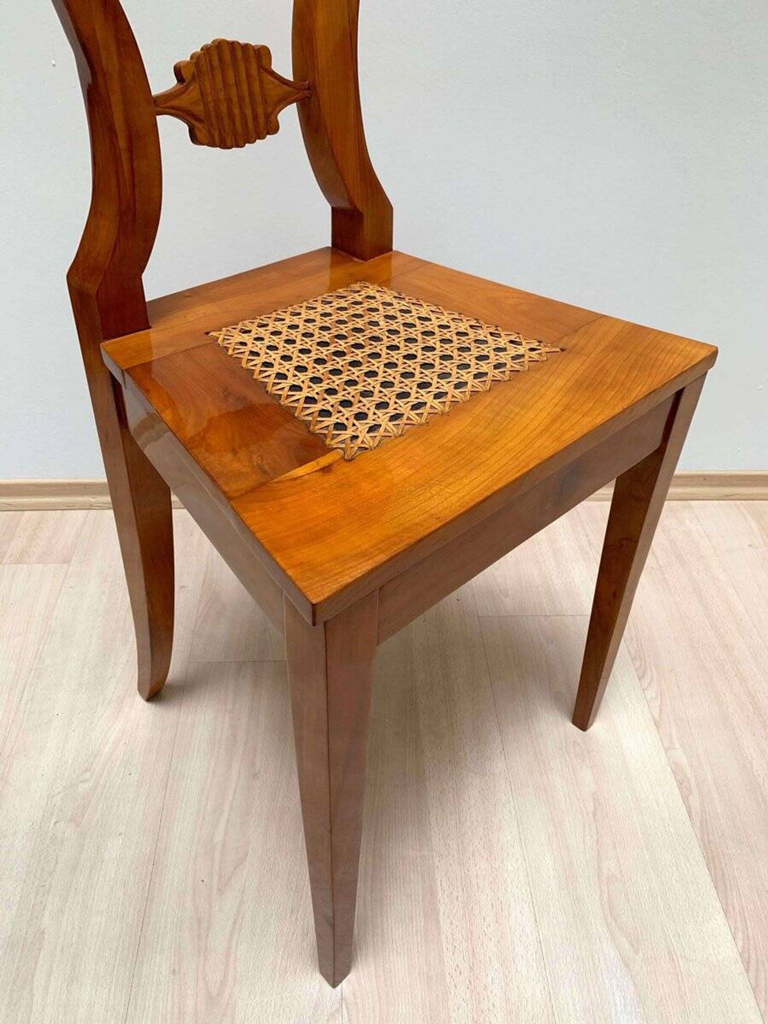 Biedermeier Board Chairs in Cherry Veneer and Mesh, Vienna, 1830s, Set of 6