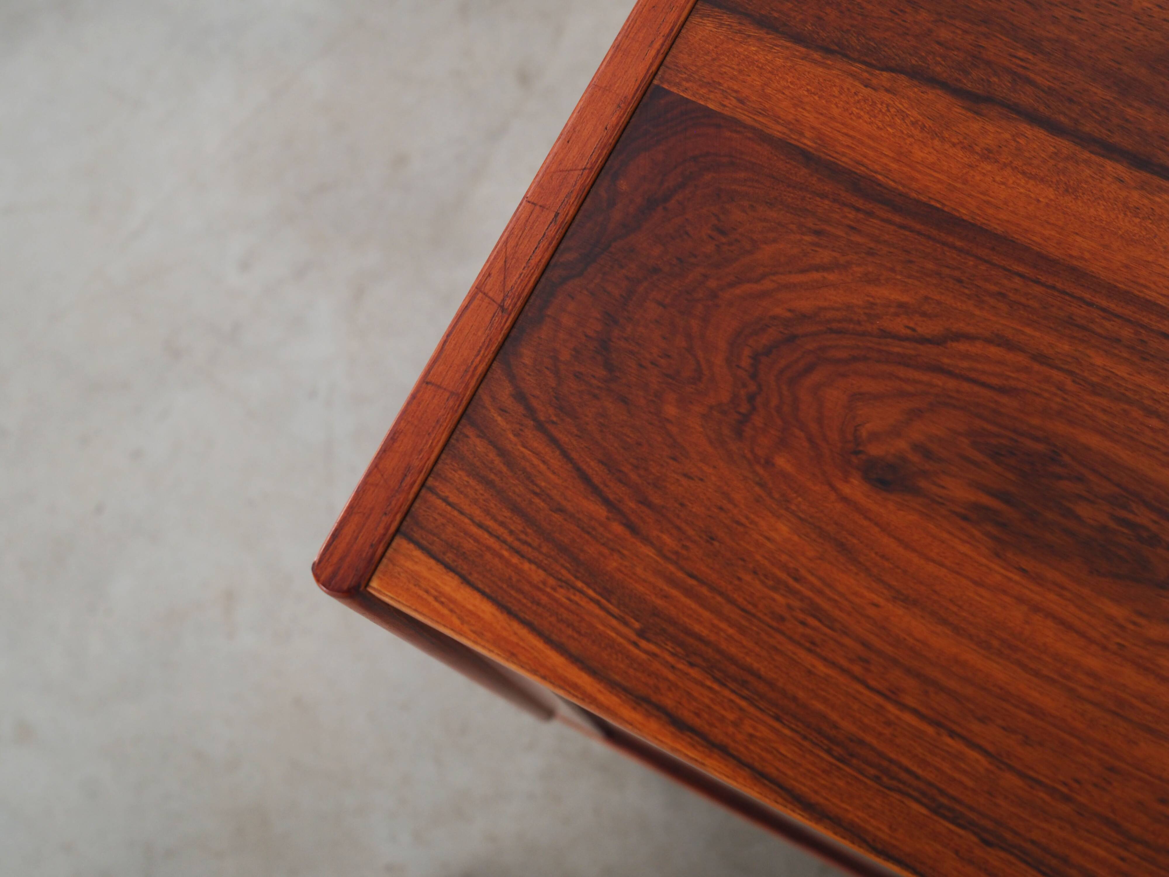 Rosewood showcase, Danish design, 1970s, production: Denmark