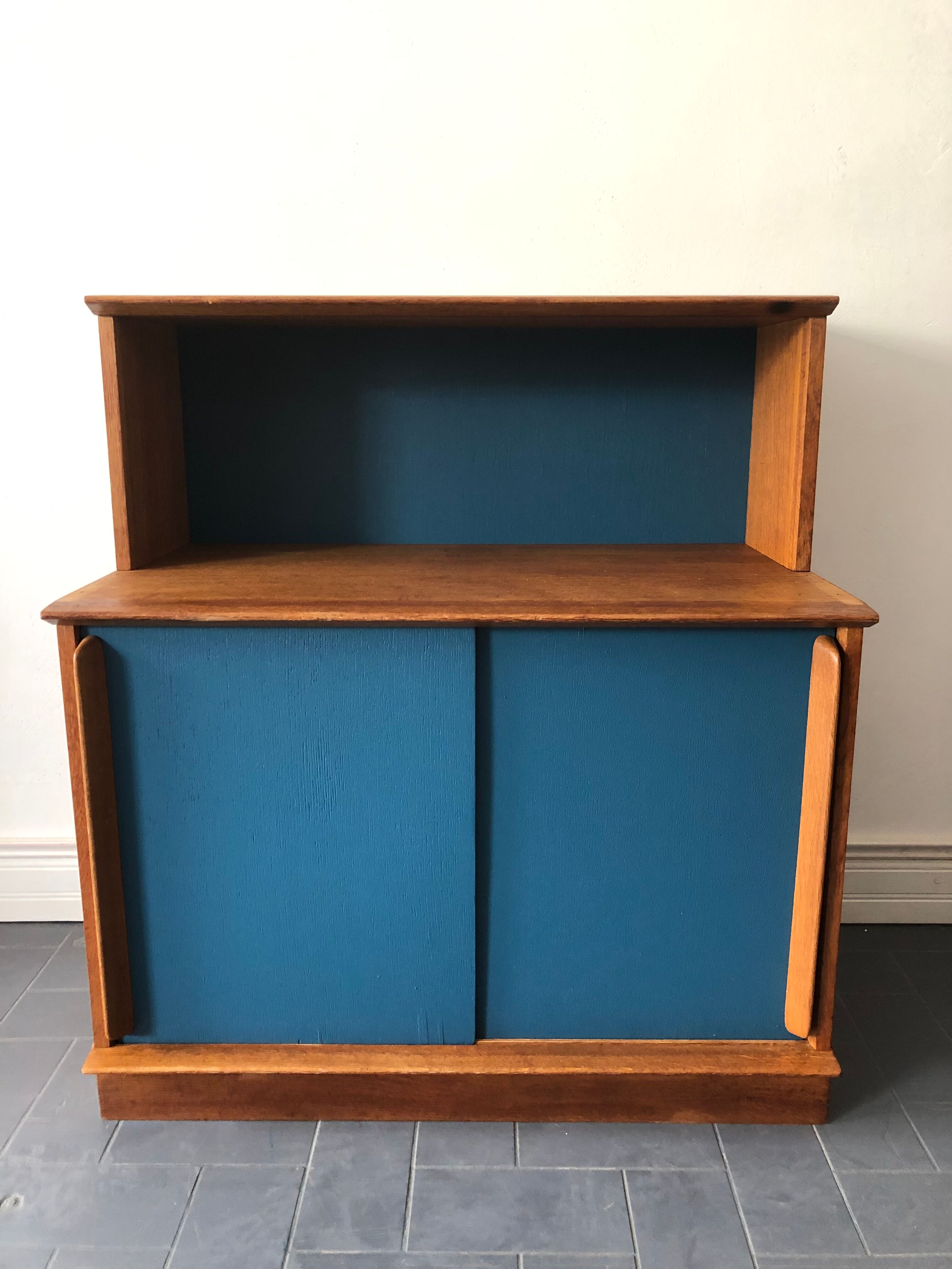 Vintage bookcase Oscar
