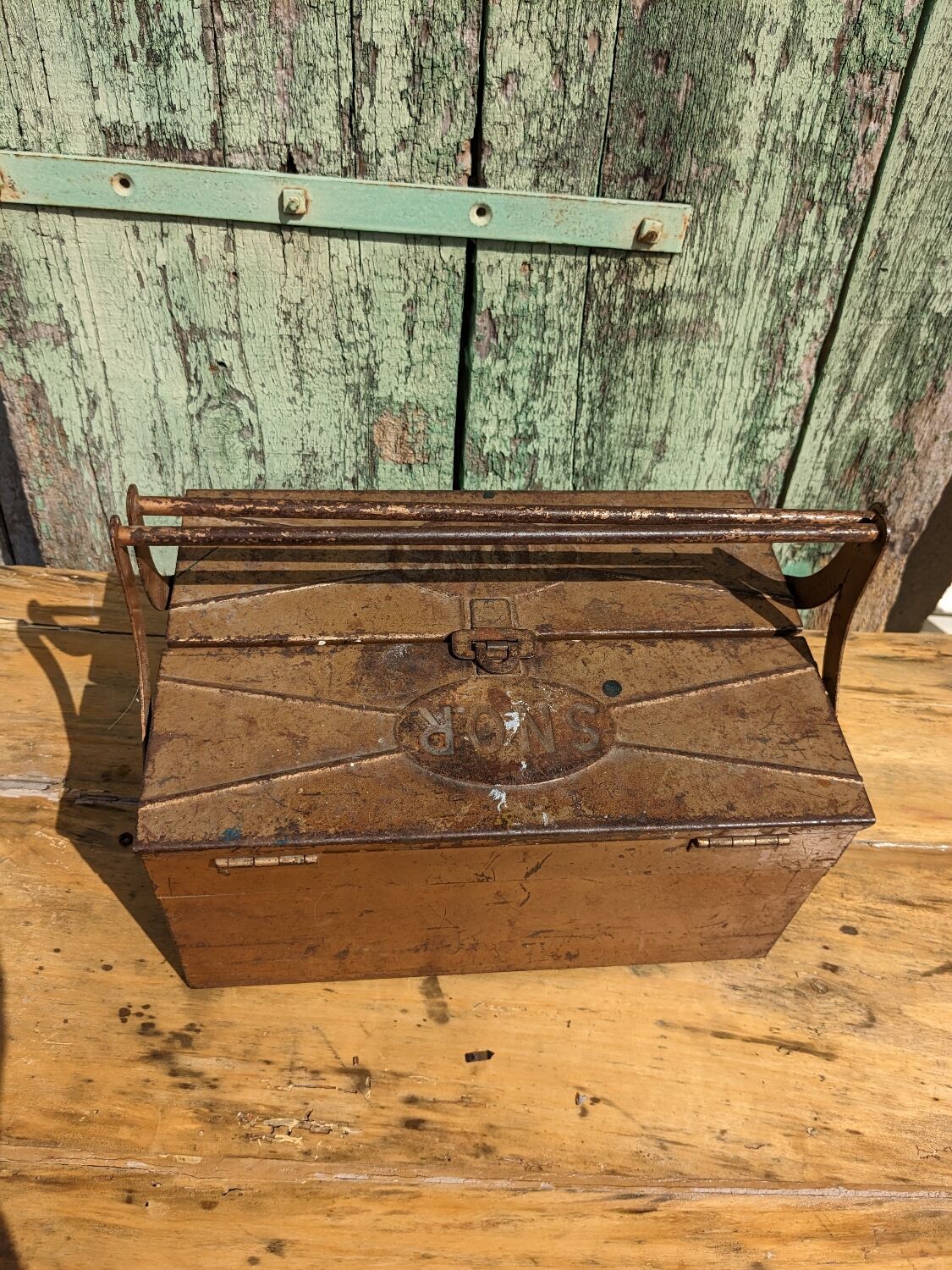 Boîte à outils SNOR des années 40