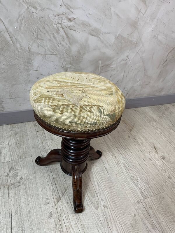 Tabouret de piano en noyer
