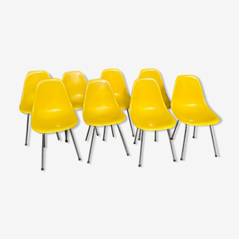 Chaises en fibre de verre de Ray & Charles Eames pour Herman Miller