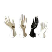 Hand ring binders