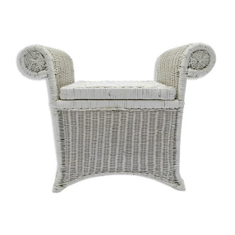 Rattan chest bench
