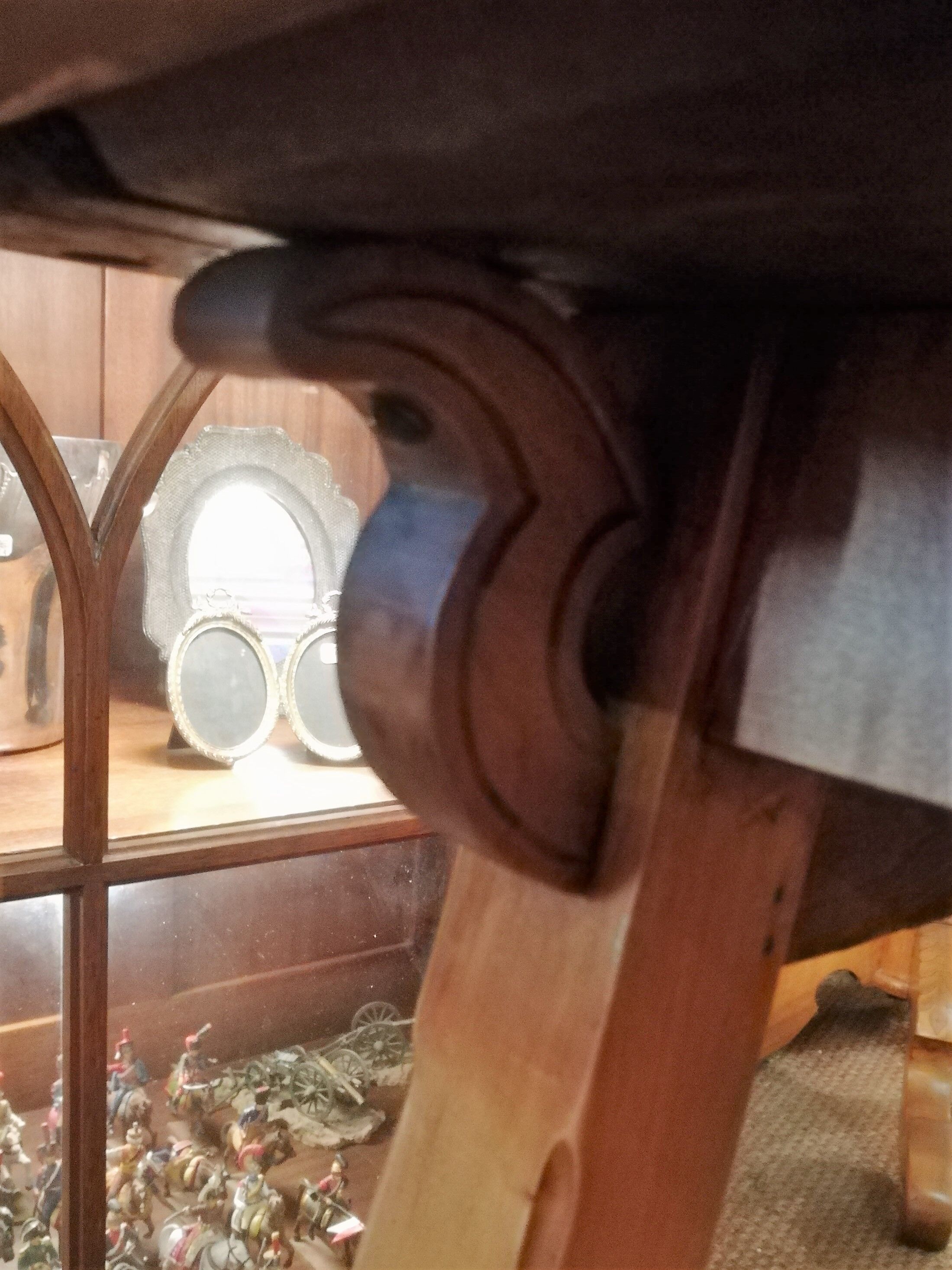 Art Nouveau-style flat desk in marquetry