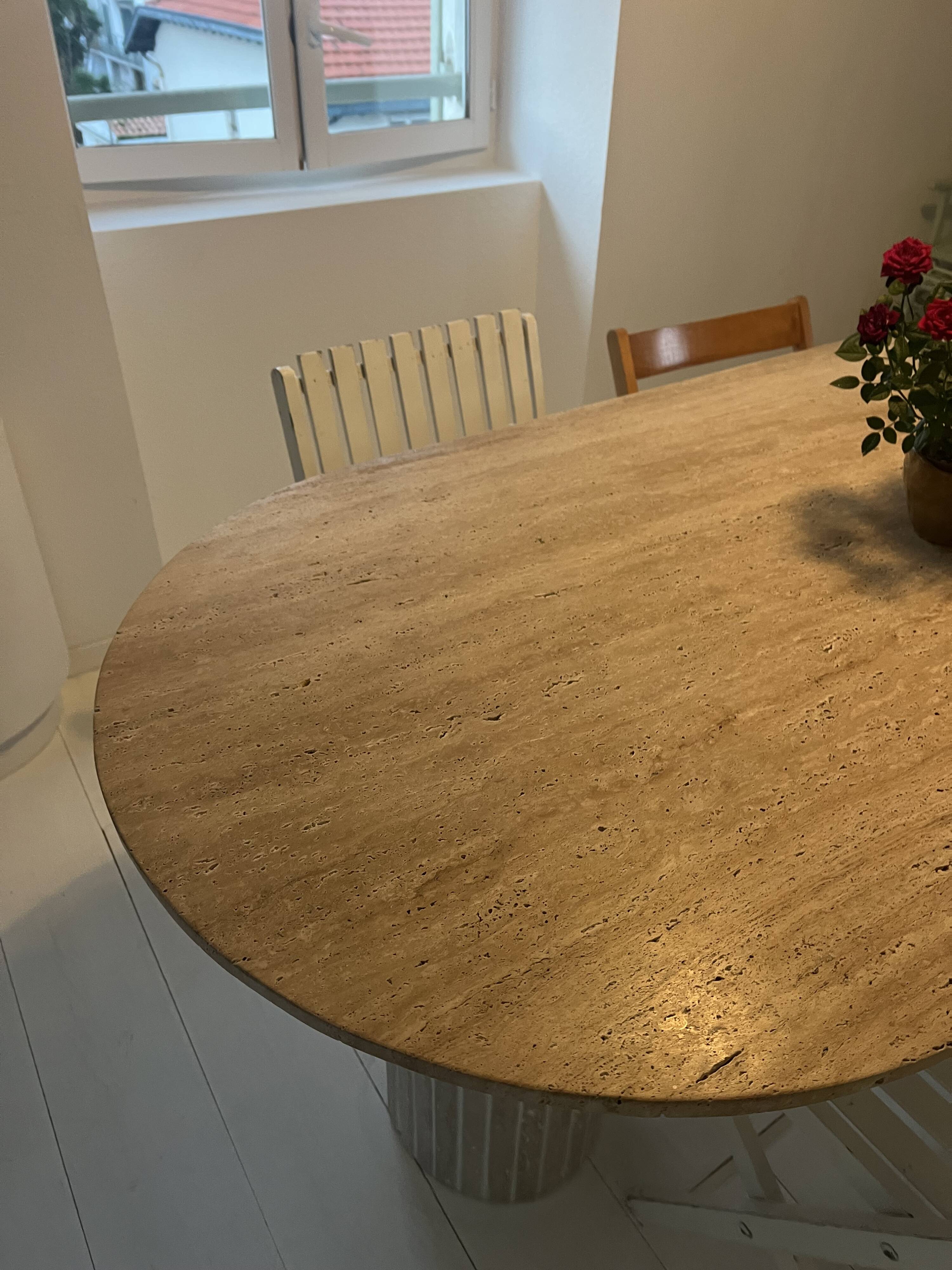 Dining table - Natural Travertine
