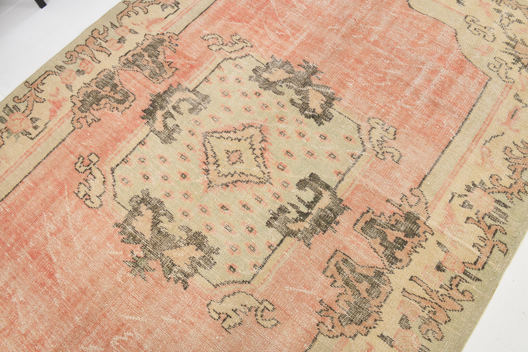 6x9 Classic Antique Vintage Rug, 185x282Cm