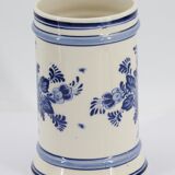 Delft ceramic pot