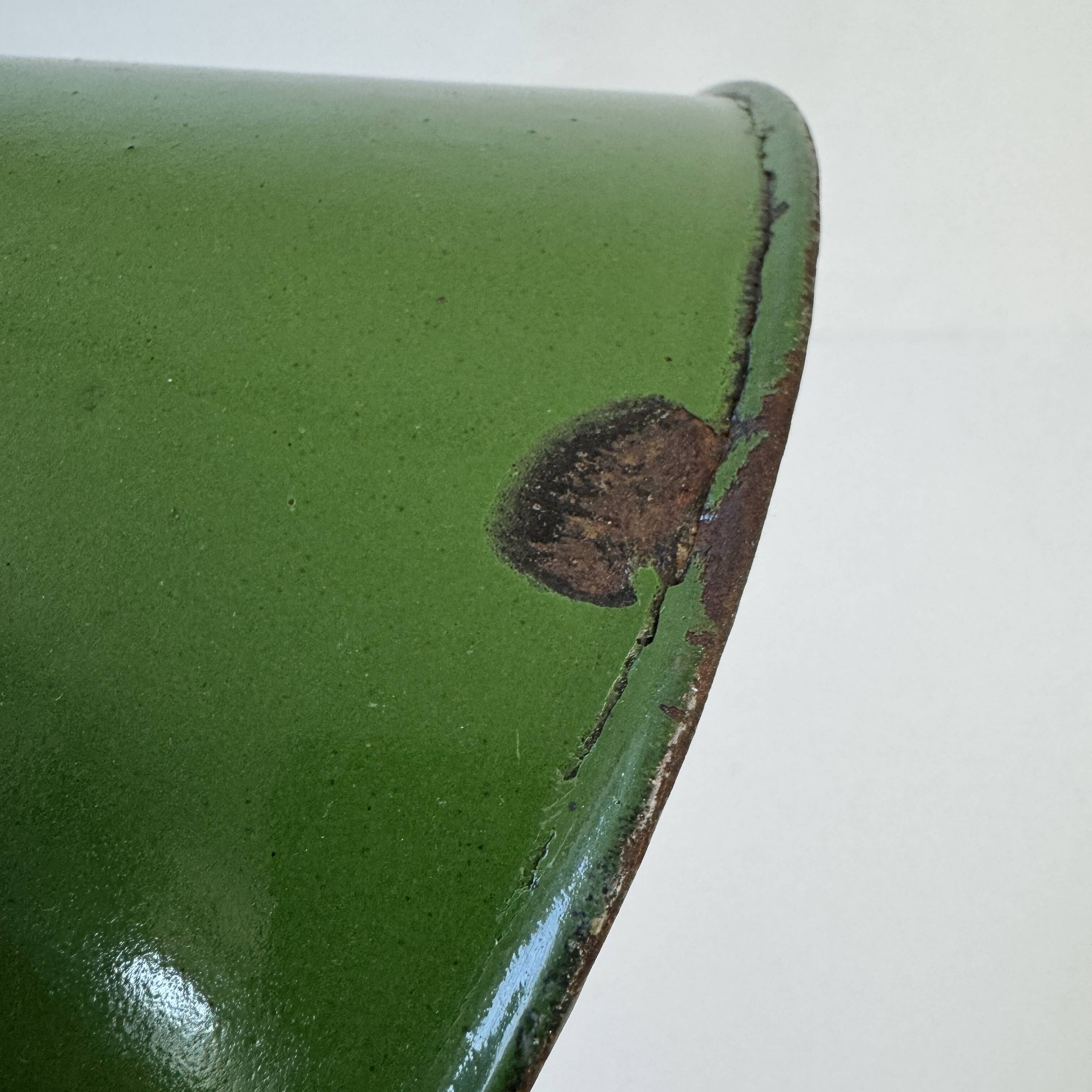 Set of 2 green conical workshop suspensions