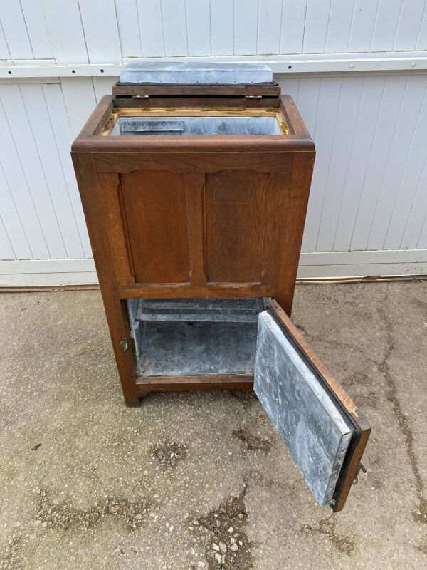 Meuble de métier Frigo bois glacière bar en chêne des années 30