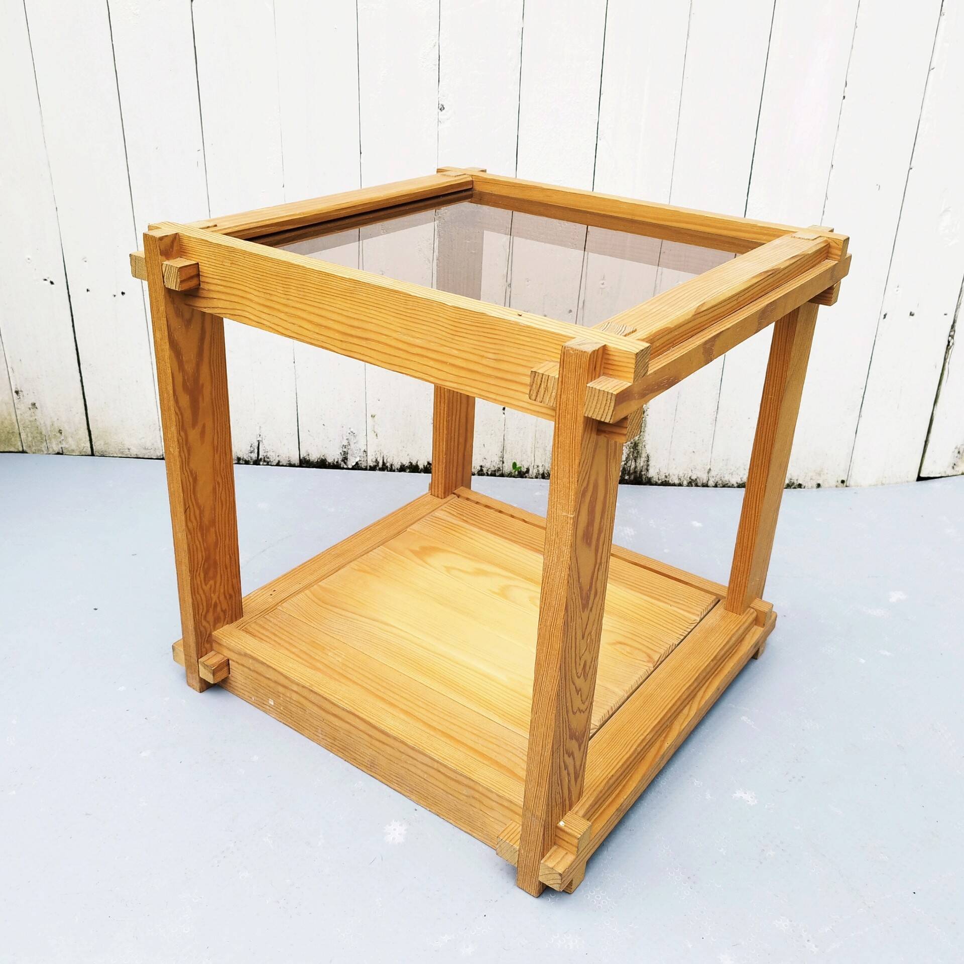 End table pine and smoked glass 70-80's