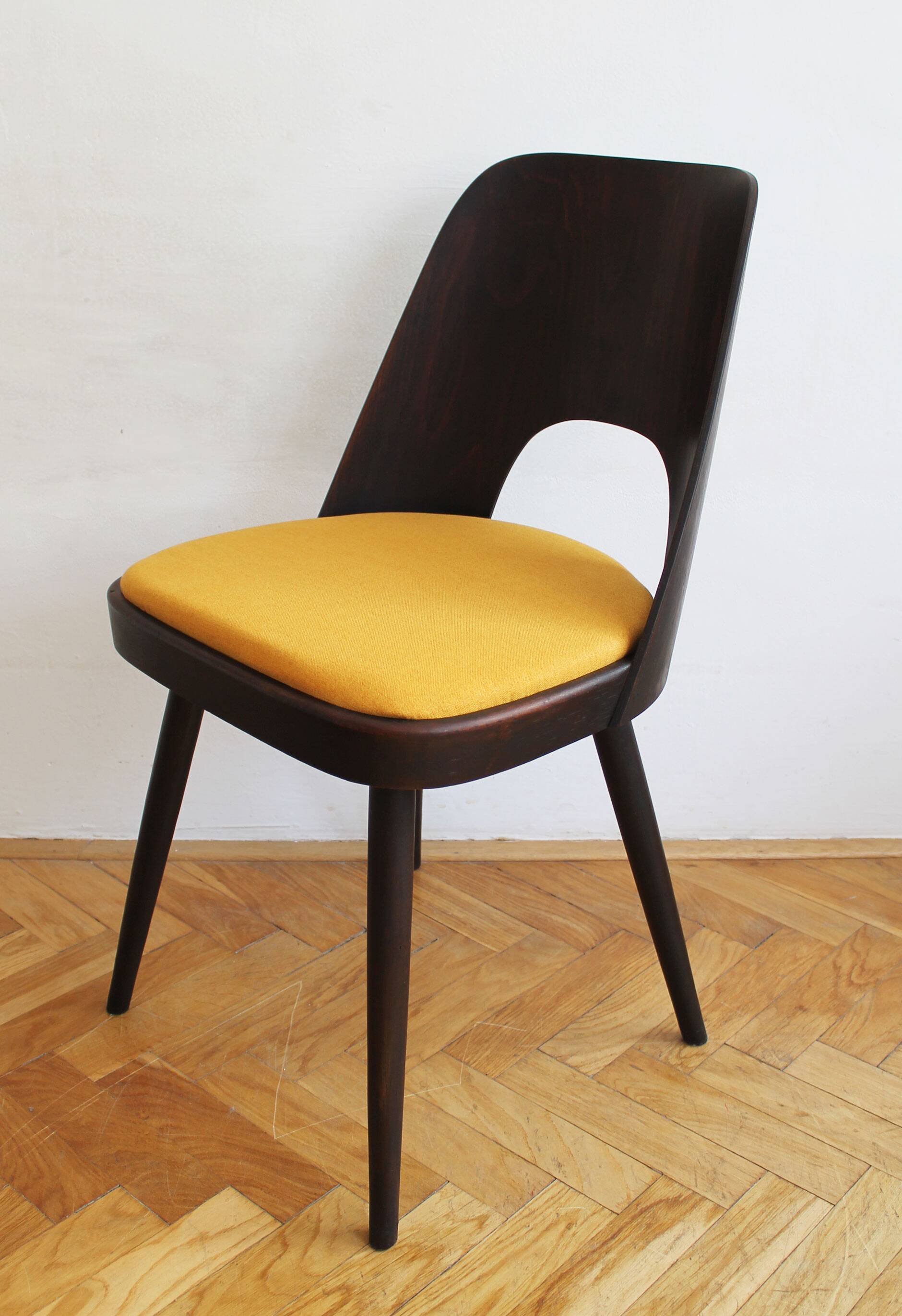 Set of Four Model 515 Chairs by TON Furniture