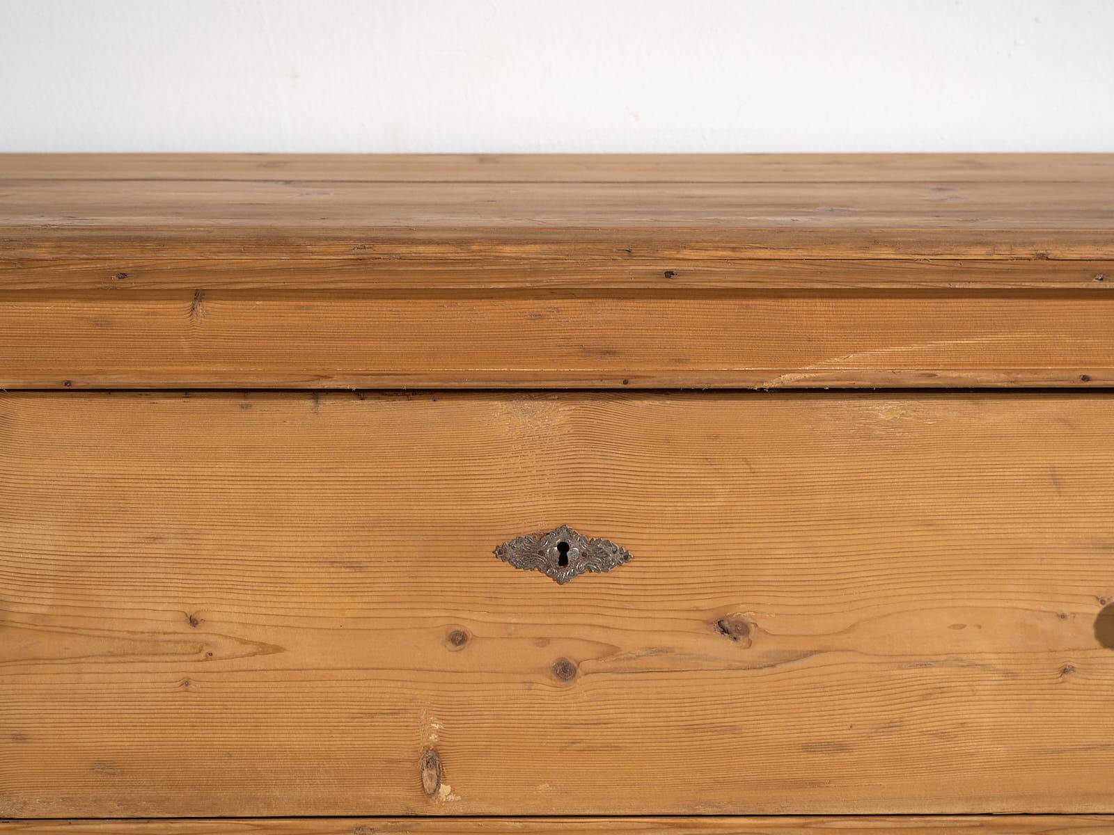 Ancienne commode en bois massif (c.1920) #25