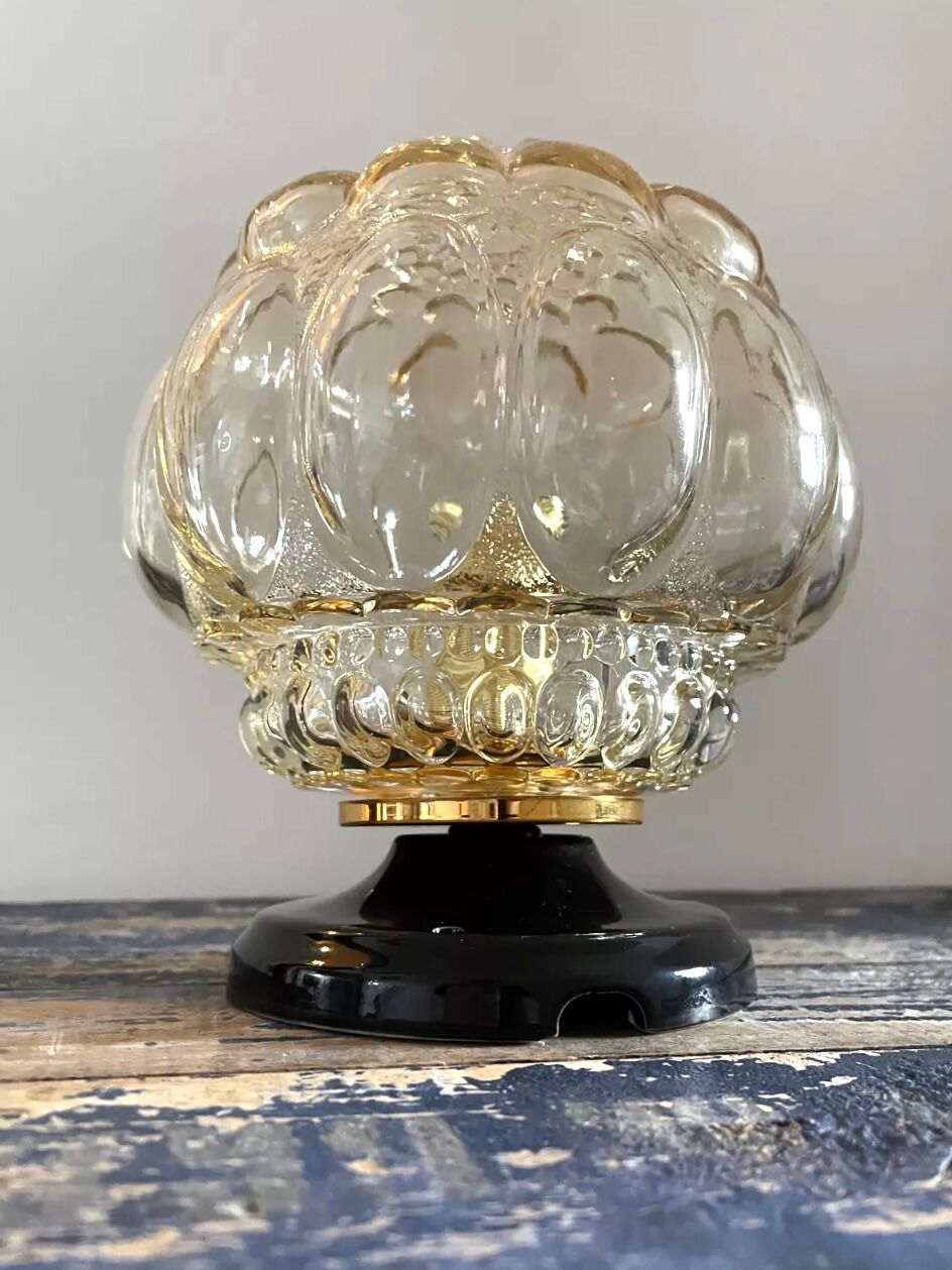 Wall lamp in gilded bubble glass