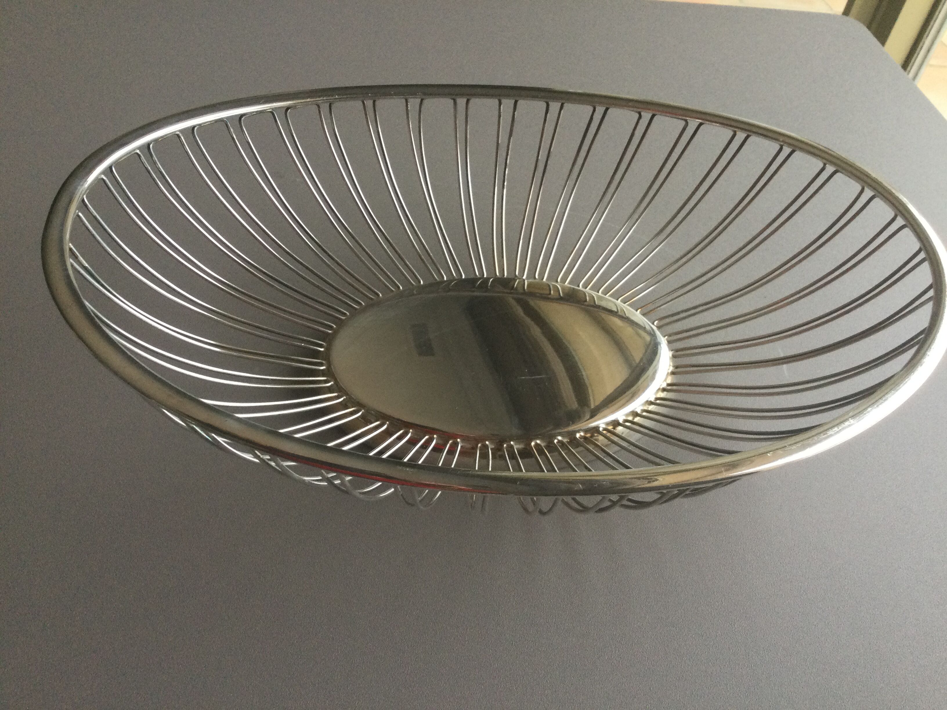 silver metal bread basket