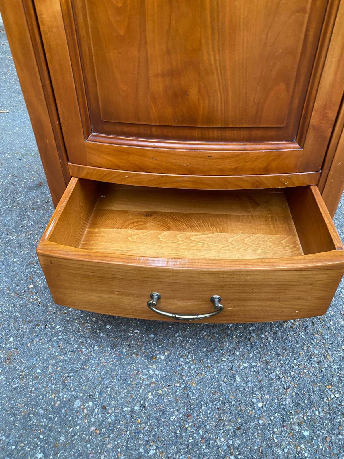 19th century Provençal wardrobe in solid wood