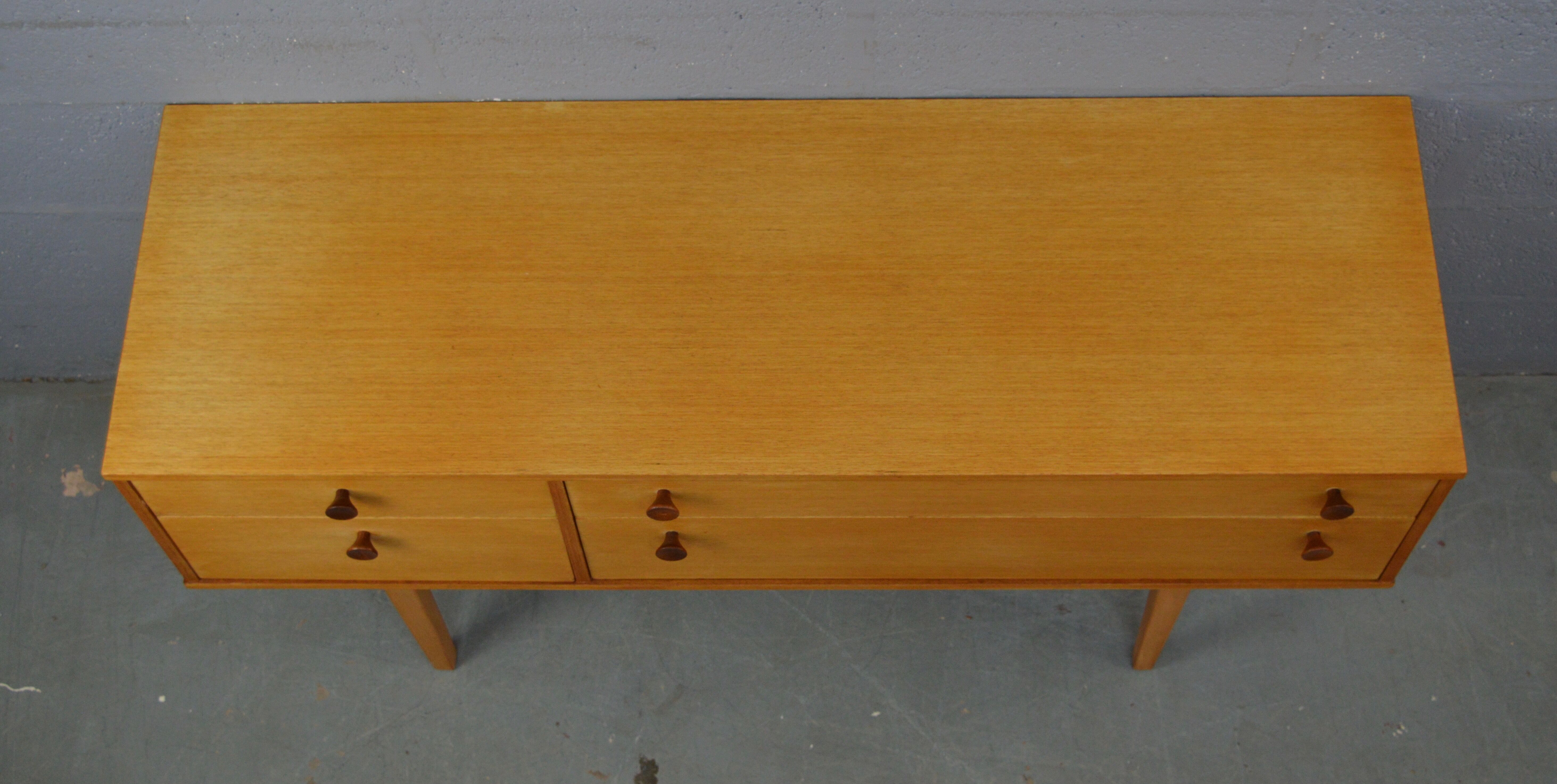 Mid Century Chest Of Drawers By Avalon