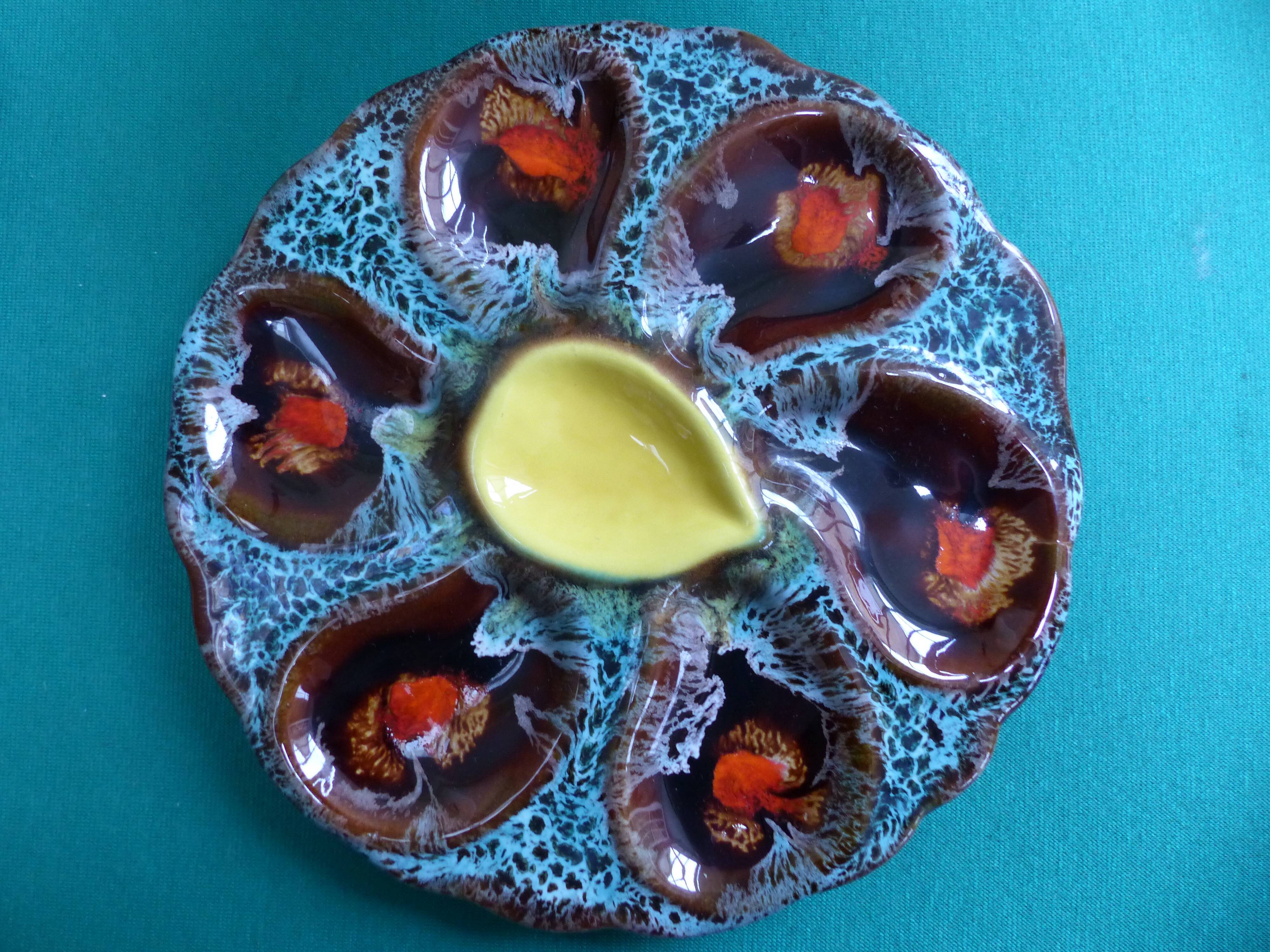 Vallauris Majolica vintage oyster service