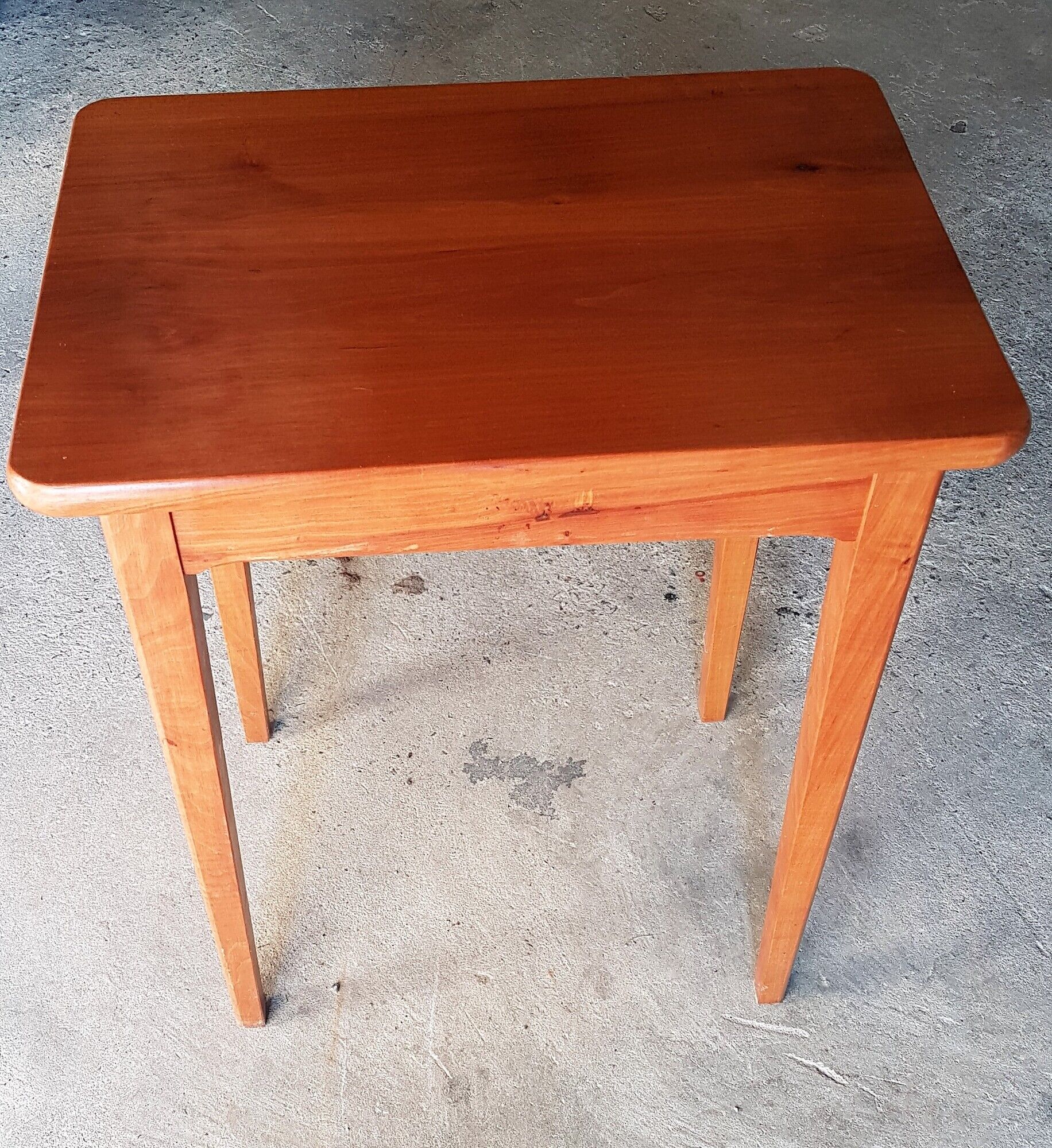 Beautiful little side table