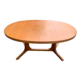 Baumann oval dining table