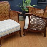 English canine armchair