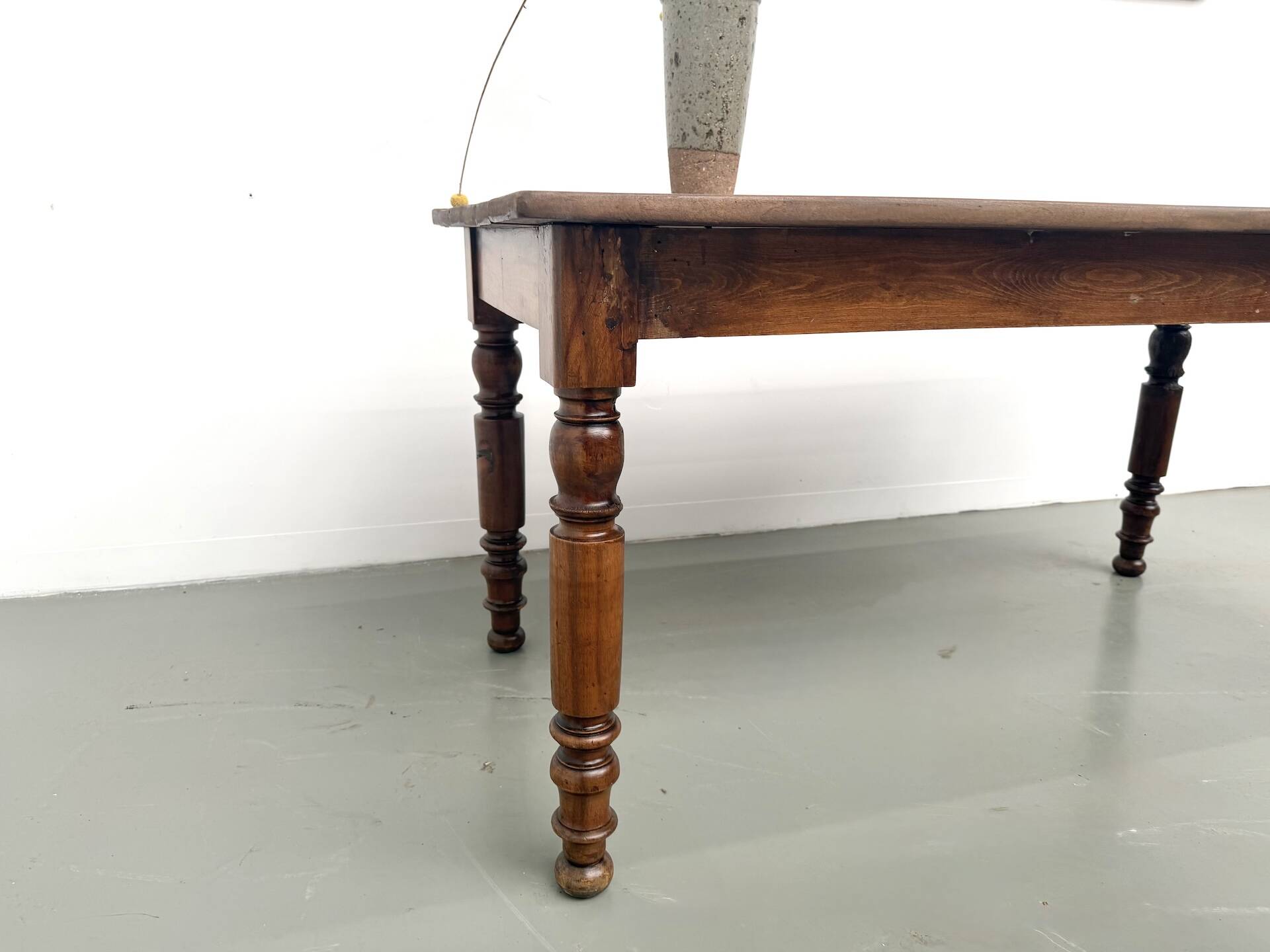 Farm table in solid cherry wood, turned legs, France, around 1900.