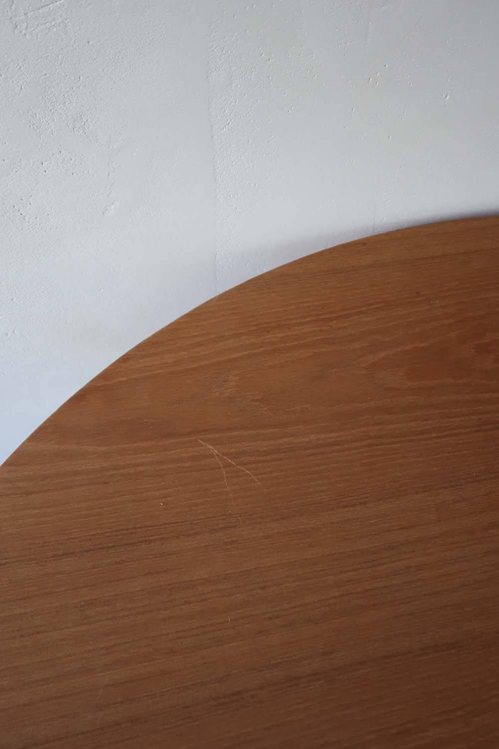 Scandinavian light wood round table