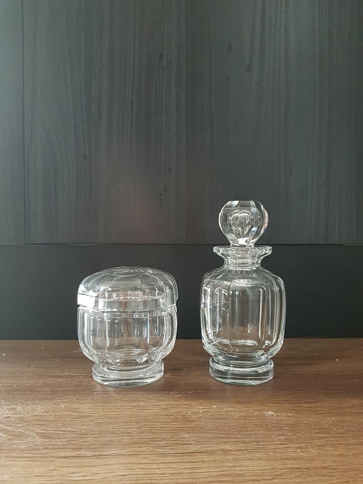 Ensemble de deux flacons ou pots en cristal Baccarat