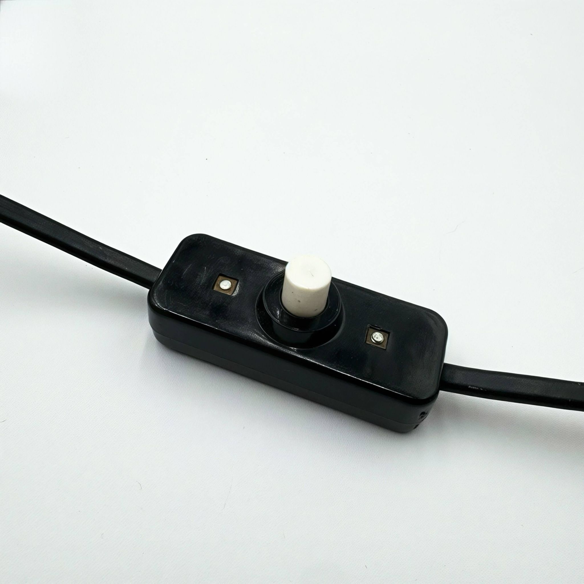 Lampe cocotte noire Veb Narva années 70