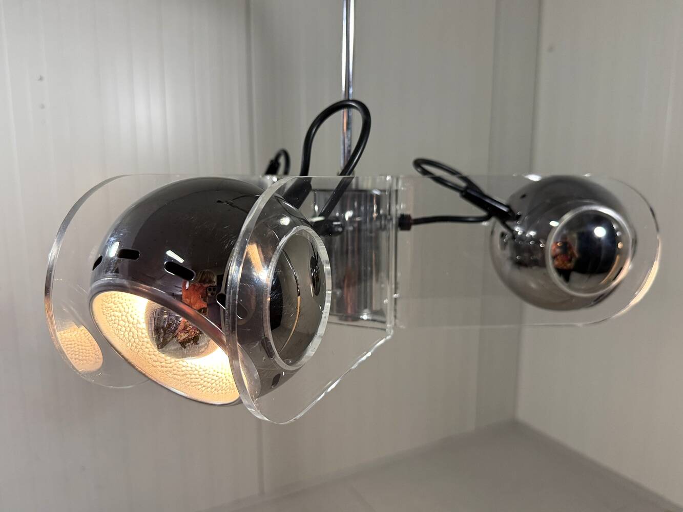 Gino Sarfatti style plexiglass hanging lamp 1970’s